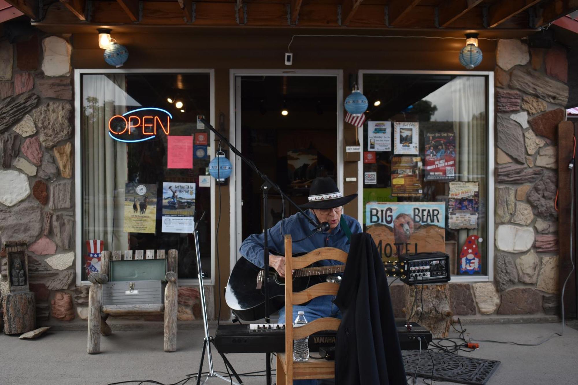 Big Bear Motel Cody Εξωτερικό φωτογραφία