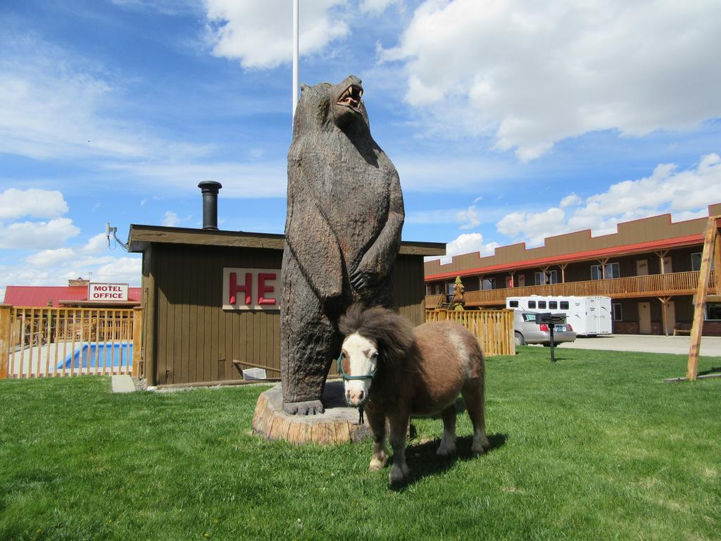 Big Bear Motel Cody Εξωτερικό φωτογραφία