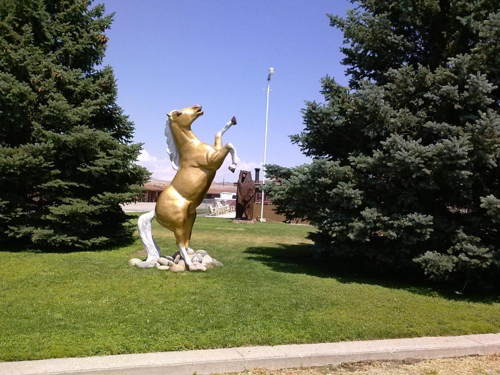 Big Bear Motel Cody Εξωτερικό φωτογραφία