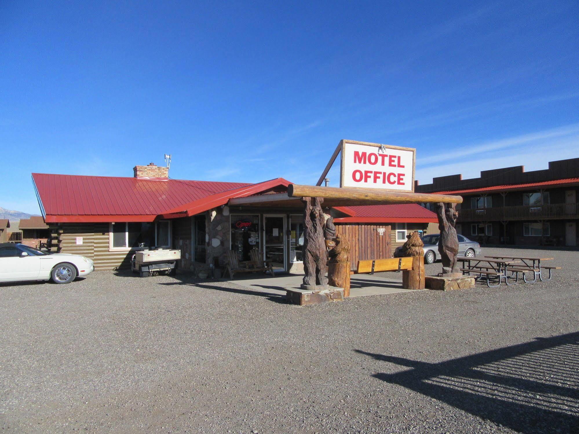 Big Bear Motel Cody Εξωτερικό φωτογραφία